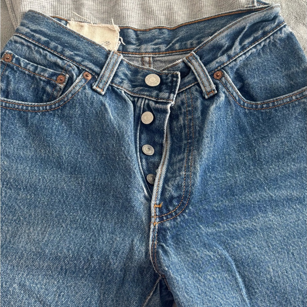 Vintage Levi’s Buttonfly Upcycled, Sz 23, ReDun - Picture 5 of 15